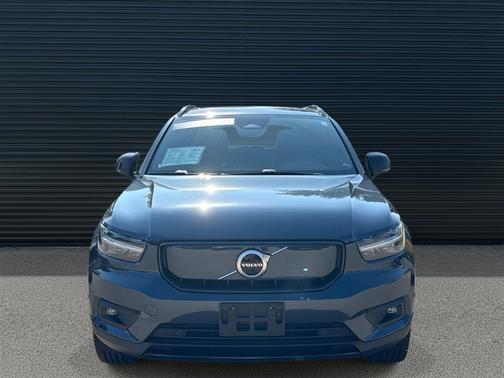 2022 Volvo XC40 Recharge Pure Electric Plus