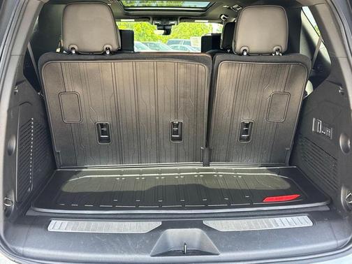 Sterling Metallic 2025 GMC Yukon Denali Ultimate