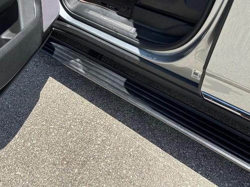 Sterling Metallic 2025 GMC Yukon Denali Ultimate