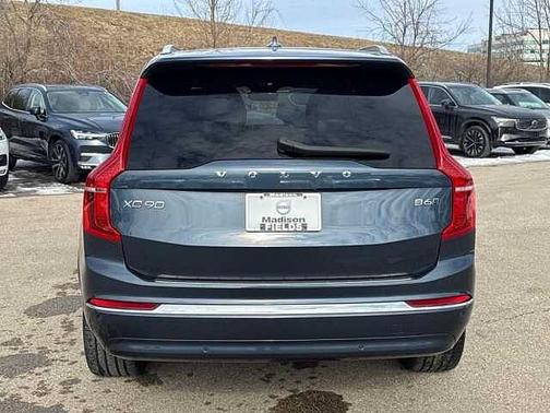 2023 Volvo XC90 B6 AWD Ultimate 7-Seater