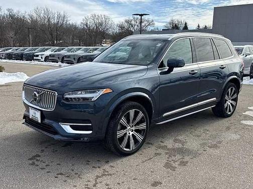 2023 Volvo XC90 B6 AWD Ultimate 7-Seater
