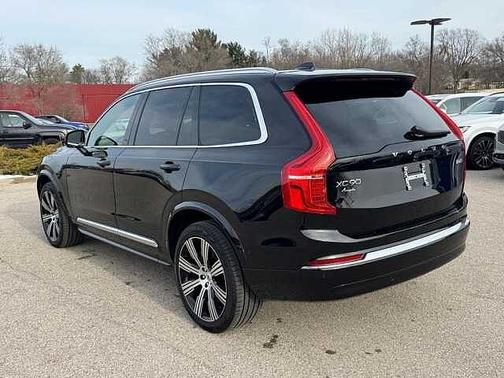 2025 Volvo XC90 Plus