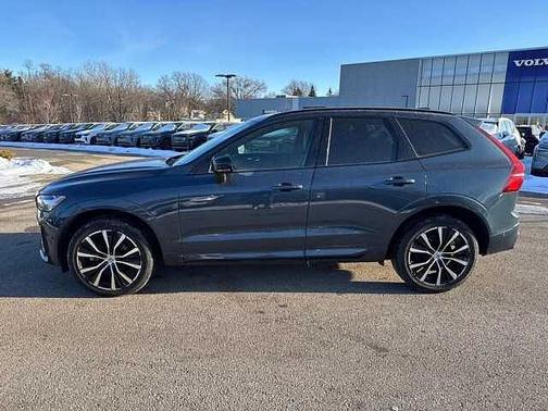 2024 Volvo XC60 Plus