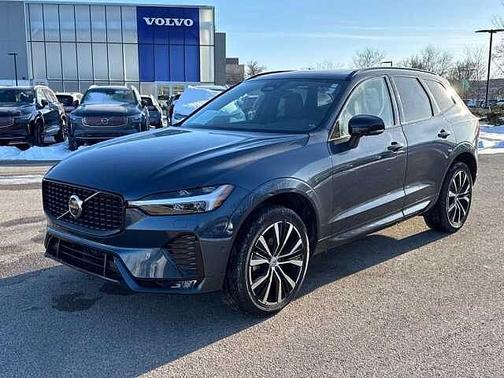 2024 Volvo XC60 Plus