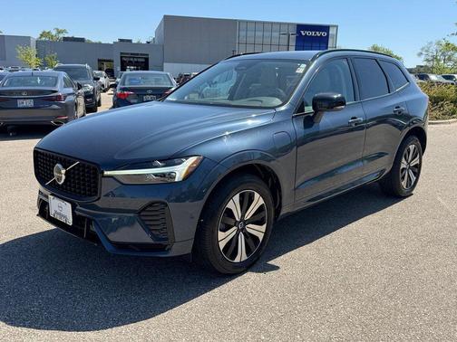 Denim Blue Metallic 2023 Volvo XC60 Recharge Plug-In Hybrid T8 Plus Dark Theme