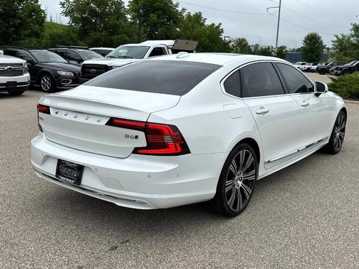 2022 Volvo S90 B6 AWD Inscription