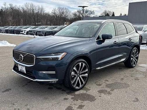 2023 Volvo XC60 B5 AWD Ultimate Bright