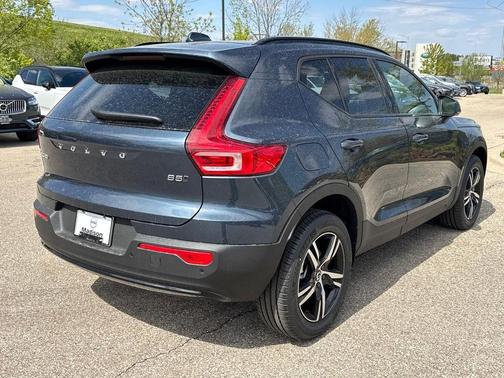 Denim Blue 2026 Volvo XC40 Core, B5 AWD Gas (mild hybrid), Dark
