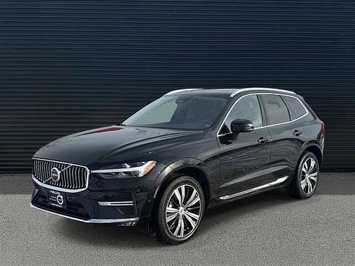 2023 Volvo XC60 Plus