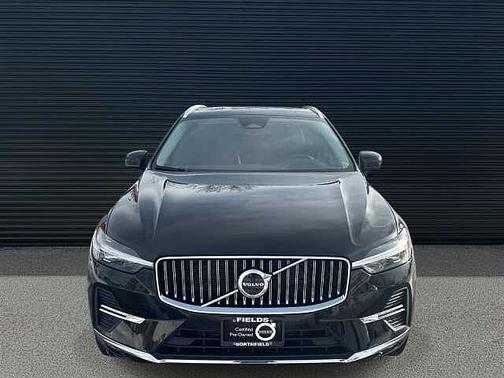 2023 Volvo XC60 Plus
