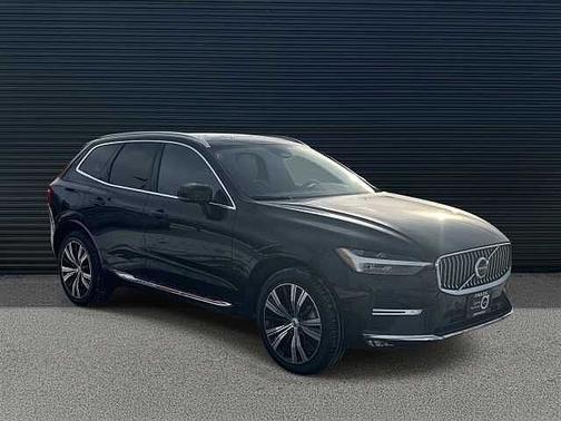 2023 Volvo XC60 Plus