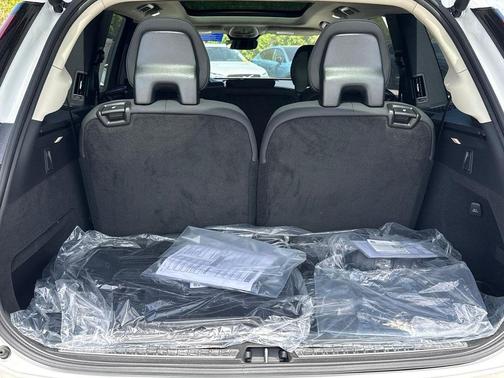 Crystal White Pearl 2026 Volvo XC90 Plug-In Hybrid Plus, T8 AWD, Electric/Gasoline, Bright, 7 Seats