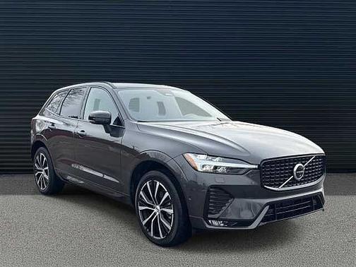 2025 Volvo XC60 Plus