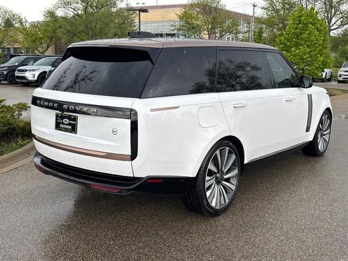Ostuni Pearl White 2023 Land Rover Range Rover SV