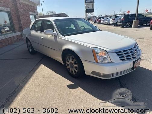2008 Cadillac DTS Base