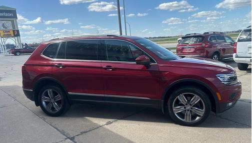 2019 Volkswagen Tiguan 2.0T SEL