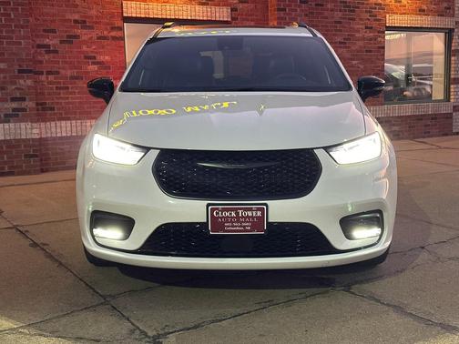 2024 Chrysler Pacifica Limited