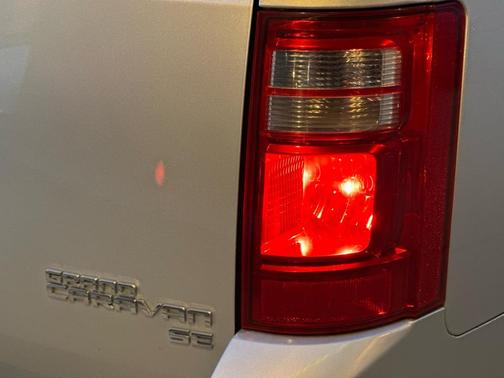 2010 Dodge Grand Caravan SE