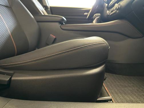 2022 Nissan Altima SR FWD