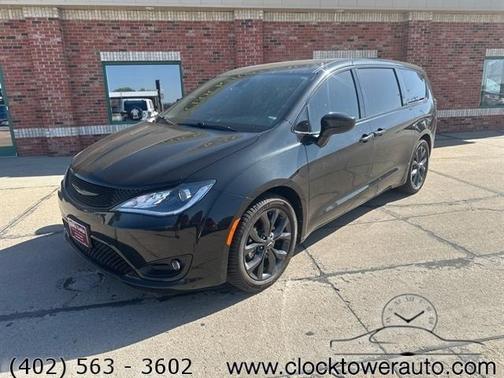 2018 Chrysler Pacifica Touring Plus