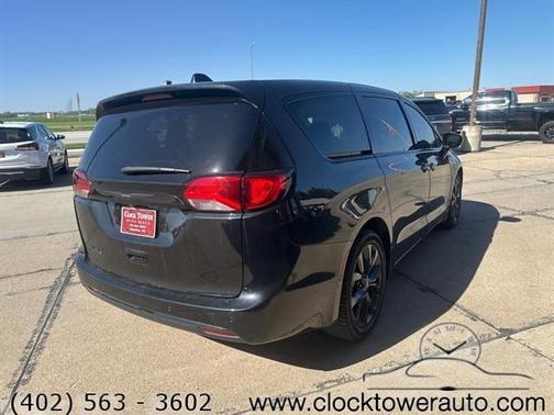 2018 Chrysler Pacifica Touring Plus