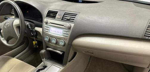 2009 Toyota Camry SEDAN