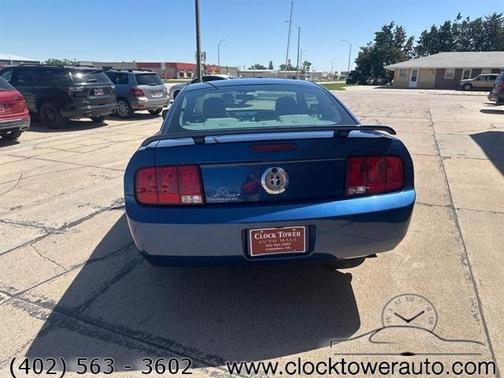 2006 Ford Mustang Base