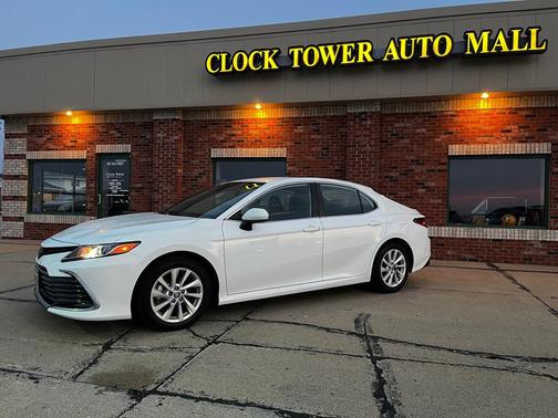 2024 Toyota Camry LE