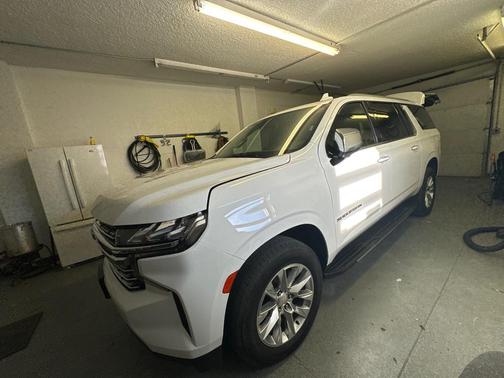 2023 Chevrolet Suburban Premier