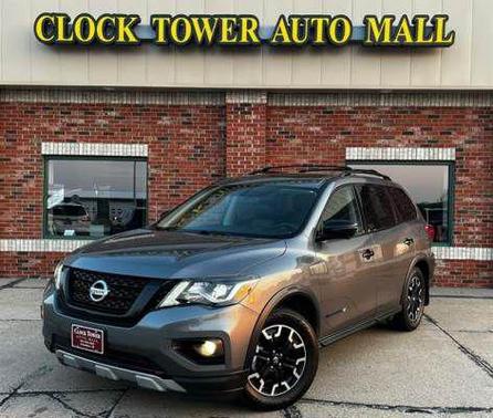 2019 Nissan Pathfinder SL