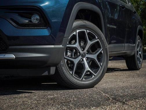 Fathom Blue Pearl Coat 2026 Jeep Compass Limited