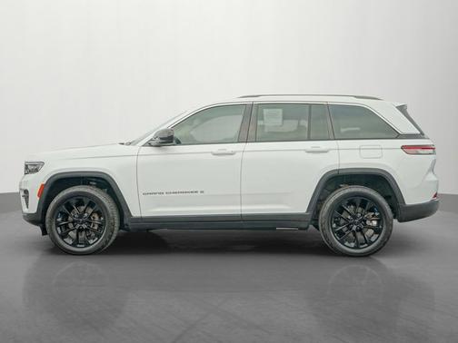 2022 Jeep Grand Cherokee Laredo