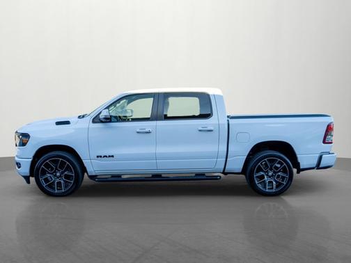 Bright White Clearcoat 2020 RAM 1500 Big Horn