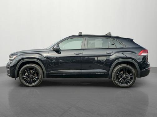 2023 Volkswagen Atlas Cross Sport 2.0T SEL R-Line Black