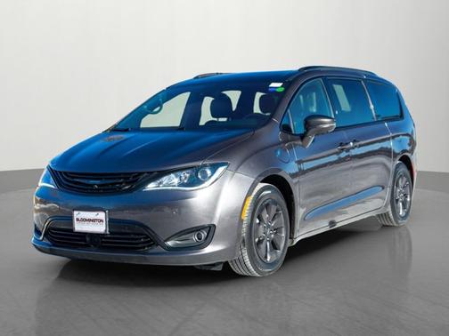 2019 Chrysler Pacifica Hybrid Limited
