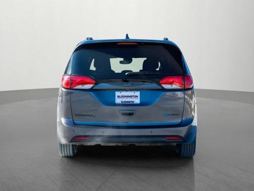2019 Chrysler Pacifica Hybrid Limited