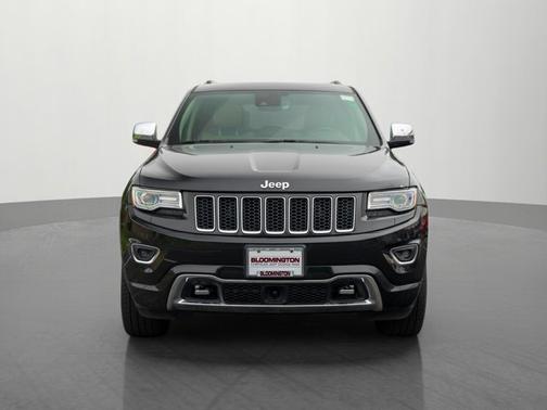 Brilliant Black Crystal Pearlcoat 2016 Jeep Grand Cherokee Overland
