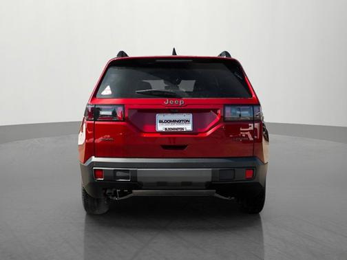 Red Hot Pearlcoat 2026 Jeep Cherokee Laredo