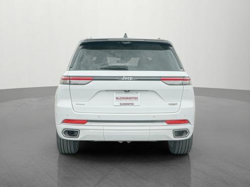 2022 Jeep Grand Cherokee Summit Reserve