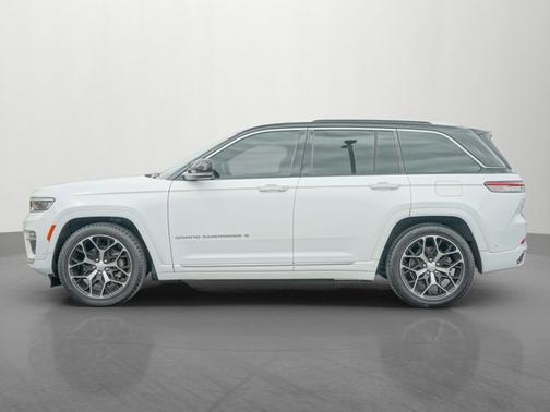 2022 Jeep Grand Cherokee Summit Reserve