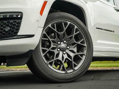 2025 Jeep Grand Cherokee L Summit Reserve
