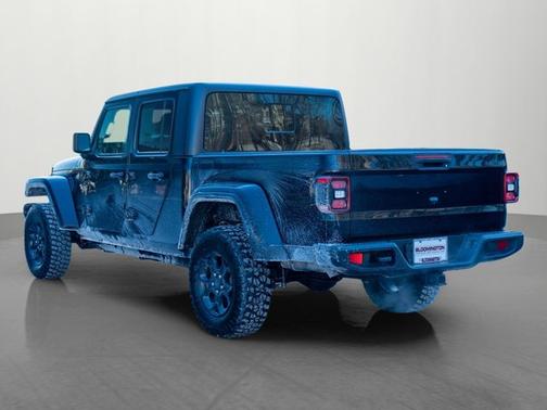 2022 Jeep Gladiator Sport S