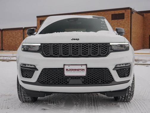 2025 Jeep Grand Cherokee Summit