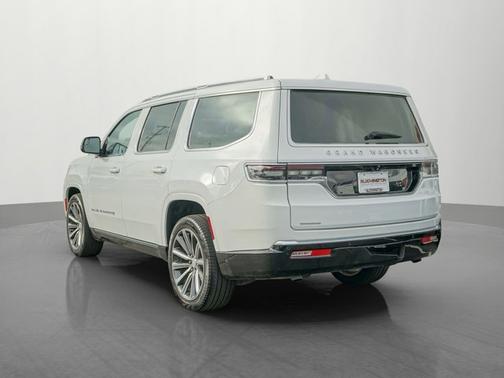 2023 Jeep Grand Wagoneer Base