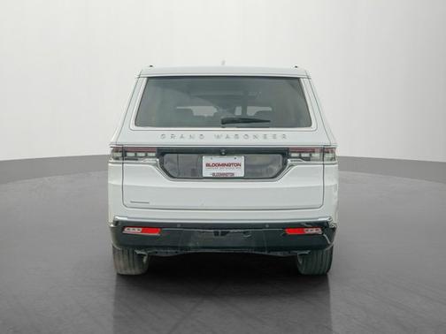 2023 Jeep Grand Wagoneer Base