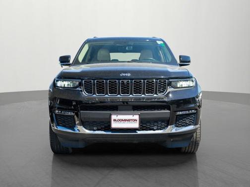 Diamond Black Crystal Pearlcoat 2022 Jeep Grand Cherokee L Limited
