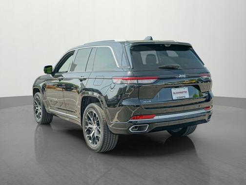 2023 Jeep Grand Cherokee Summit Reserve