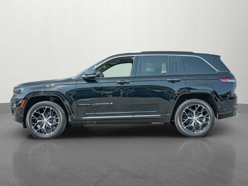2023 Jeep Grand Cherokee Summit Reserve