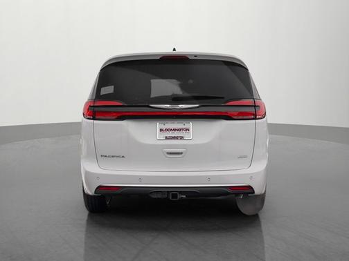 2025 Chrysler Pacifica Pinnacle