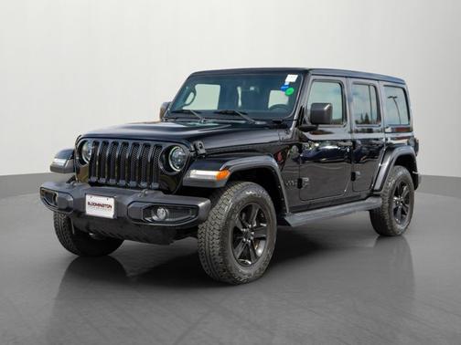 Black Clearcoat 2023 Jeep Wrangler Sahara Altitude